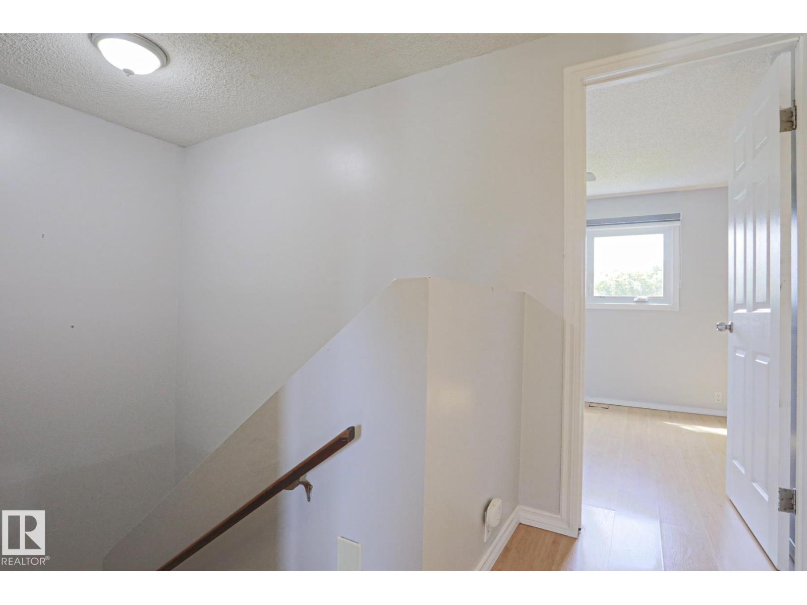 355 KIRKPATRICK CR NW - 25