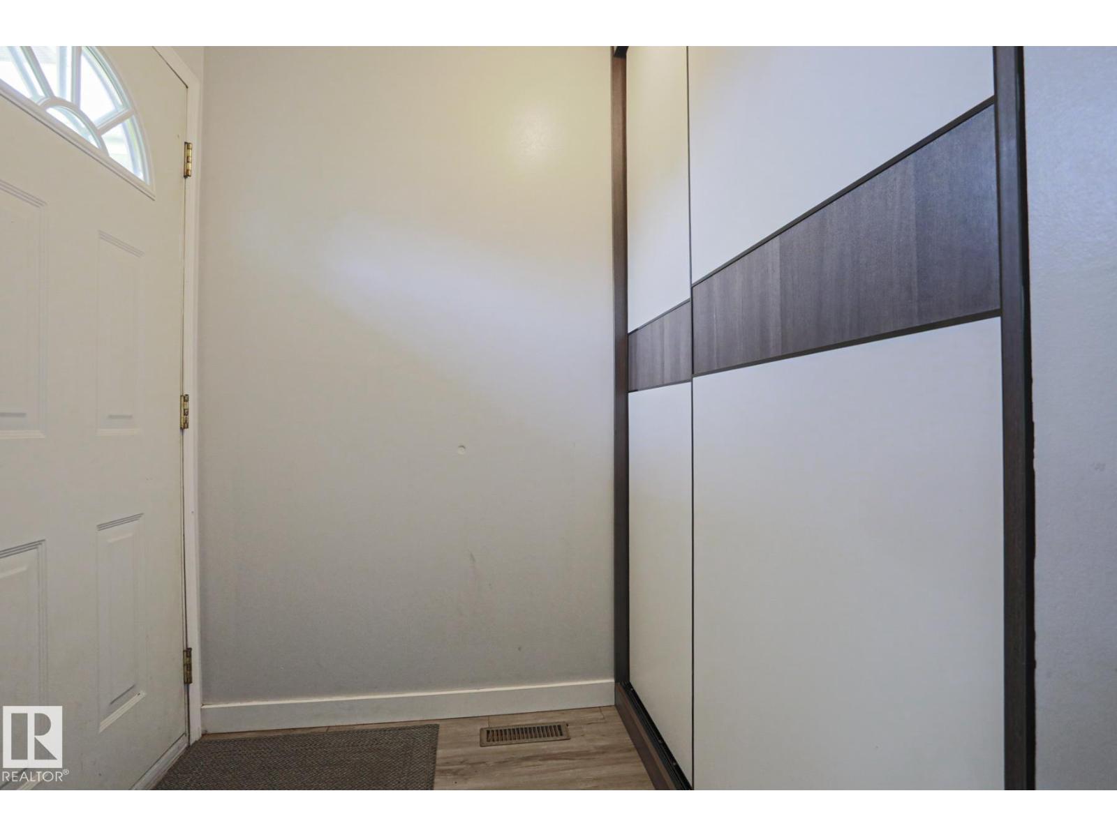 355 KIRKPATRICK CR NW - 44