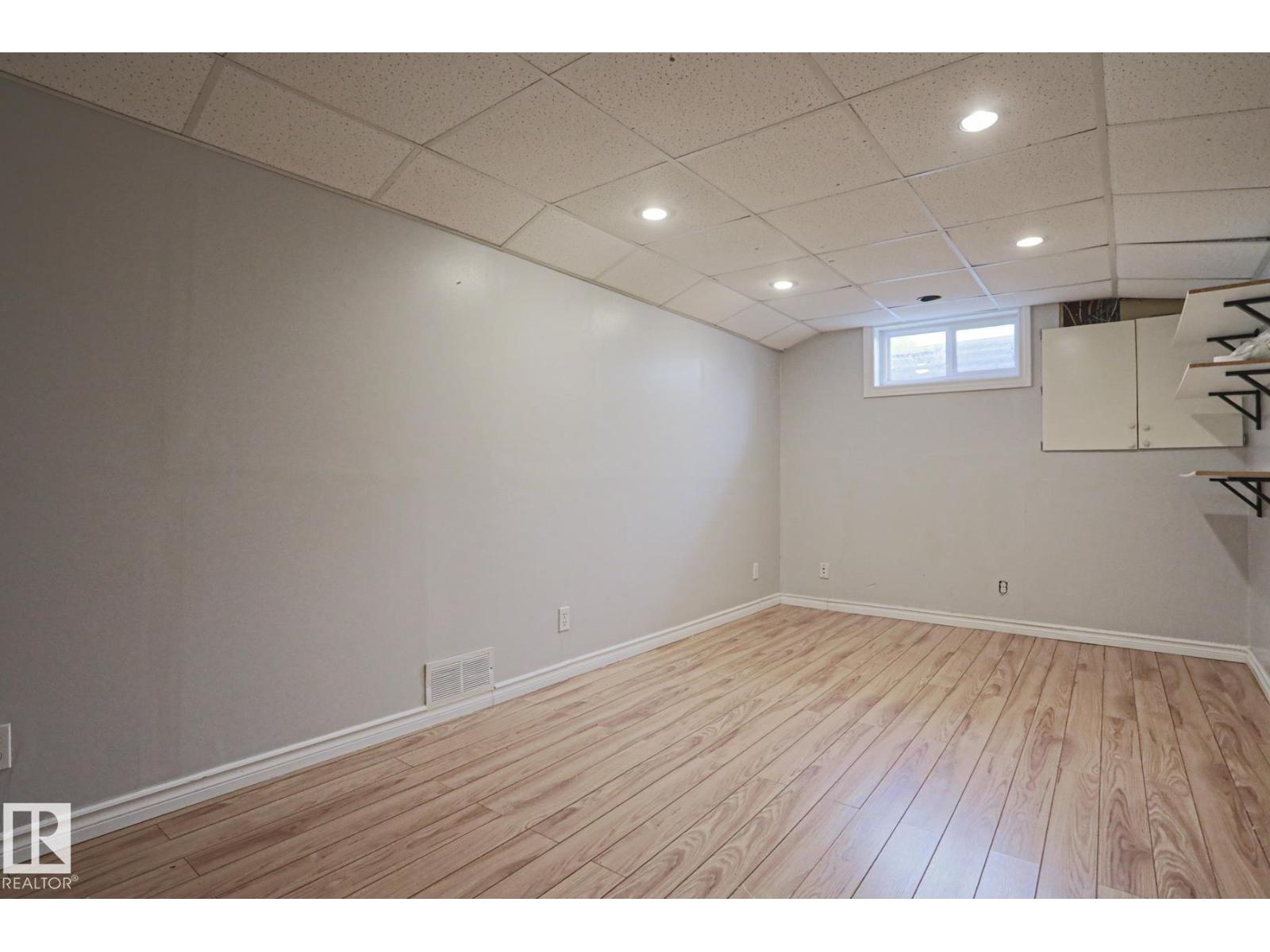 355 KIRKPATRICK CR NW - 37