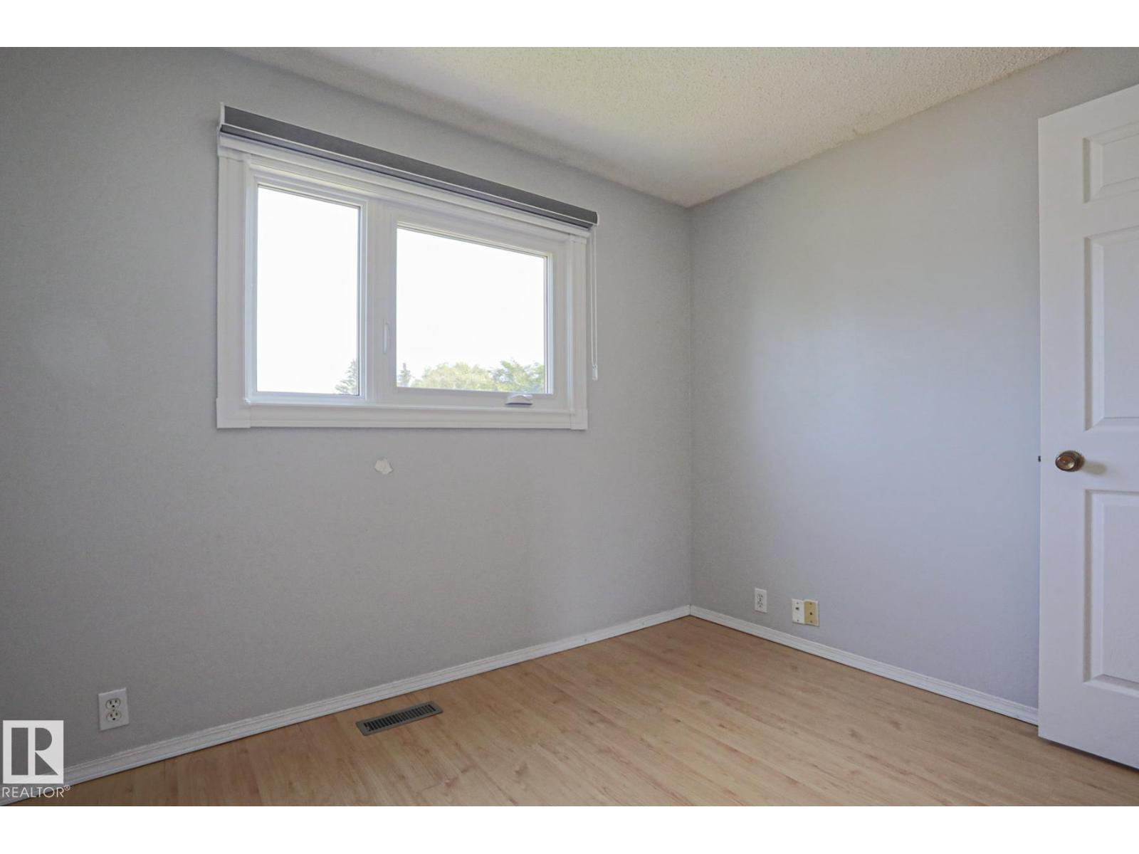355 KIRKPATRICK CR NW - 20
