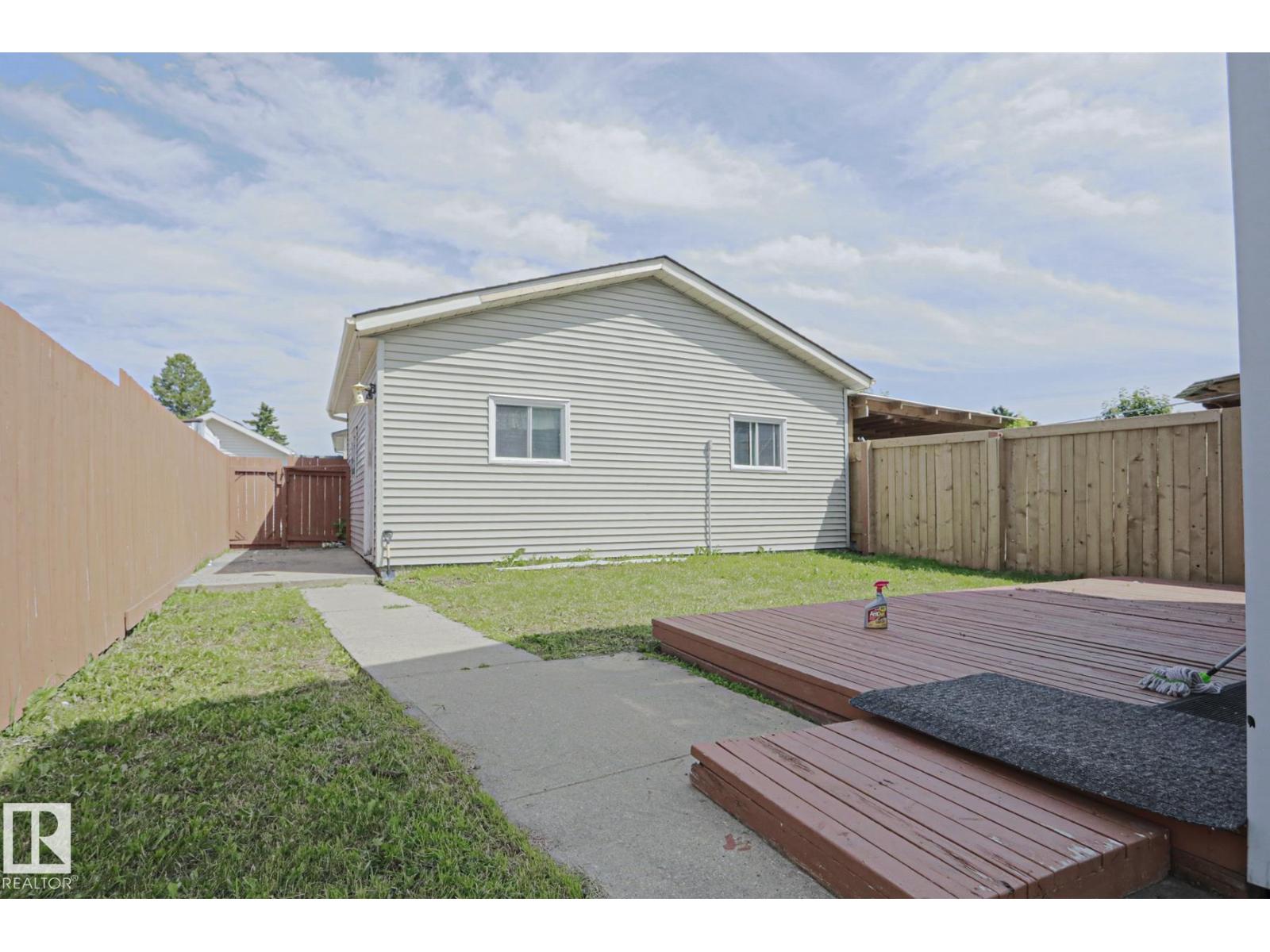 355 KIRKPATRICK CR NW - 45
