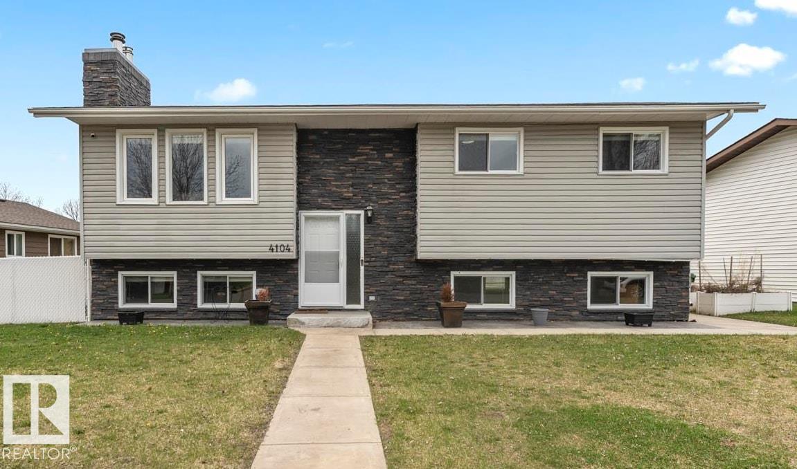 4104 43 ST - 41
