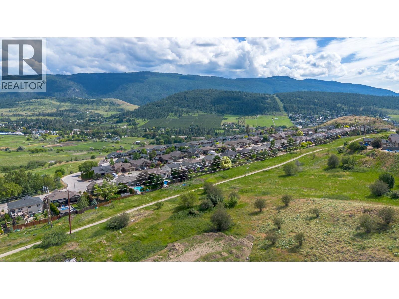 479 Middleton Way - 94