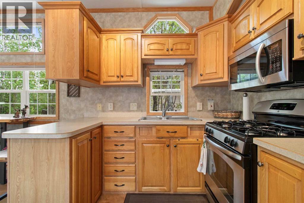 119A, 10046 township road 422 - 9