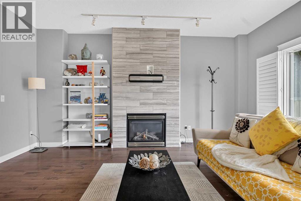 631 51 Avenue SW - 9