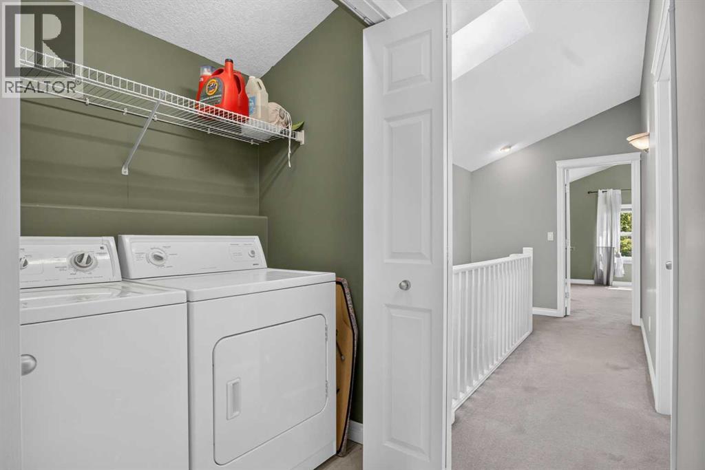 631 51 Avenue SW - 24
