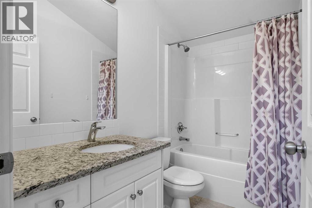 631 51 Avenue SW - 25