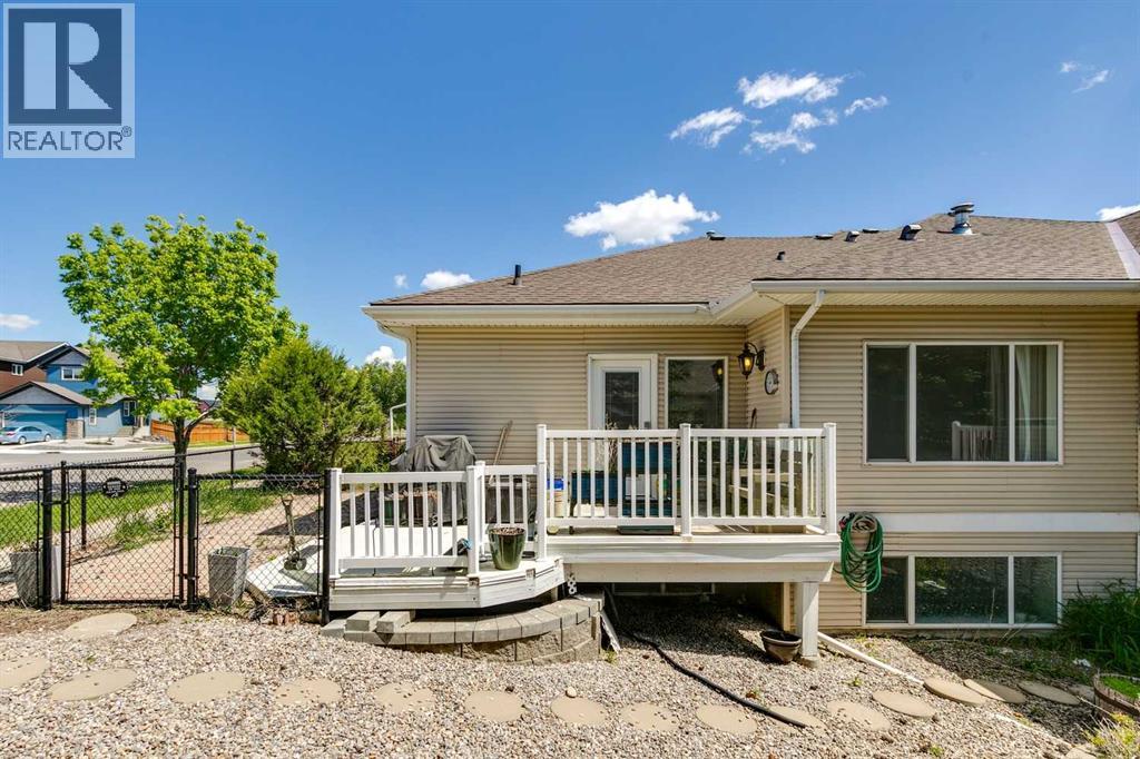 101 Sandstone Court - 32