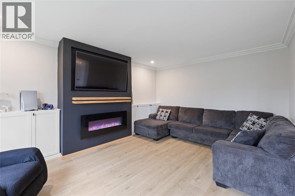 3020 MAIDSTONE CRESCENT - 17