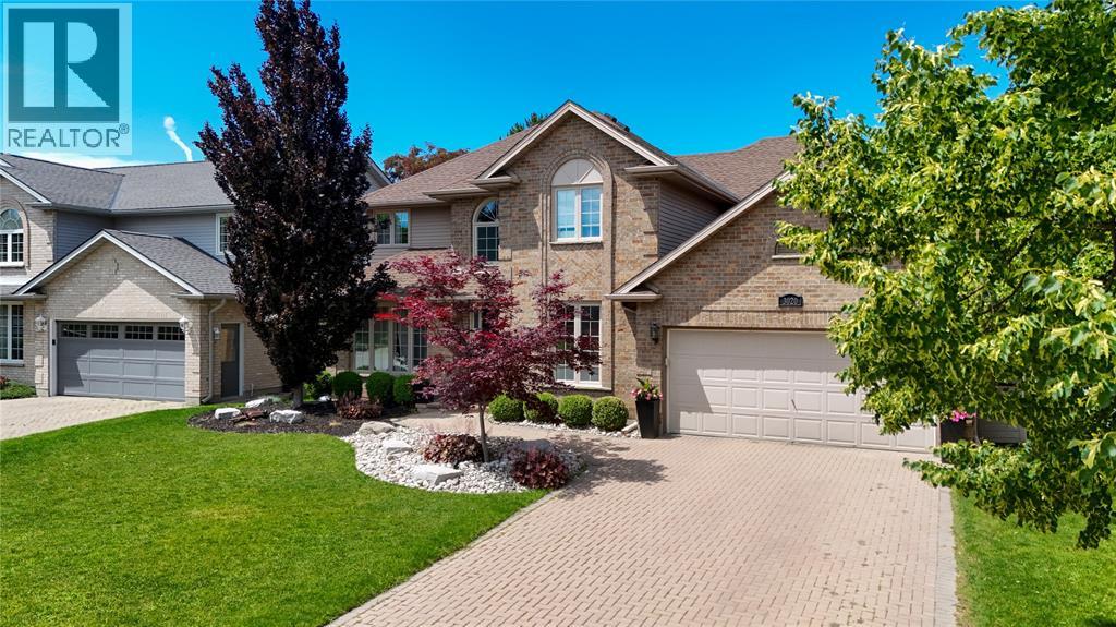3020 MAIDSTONE CRESCENT - 2