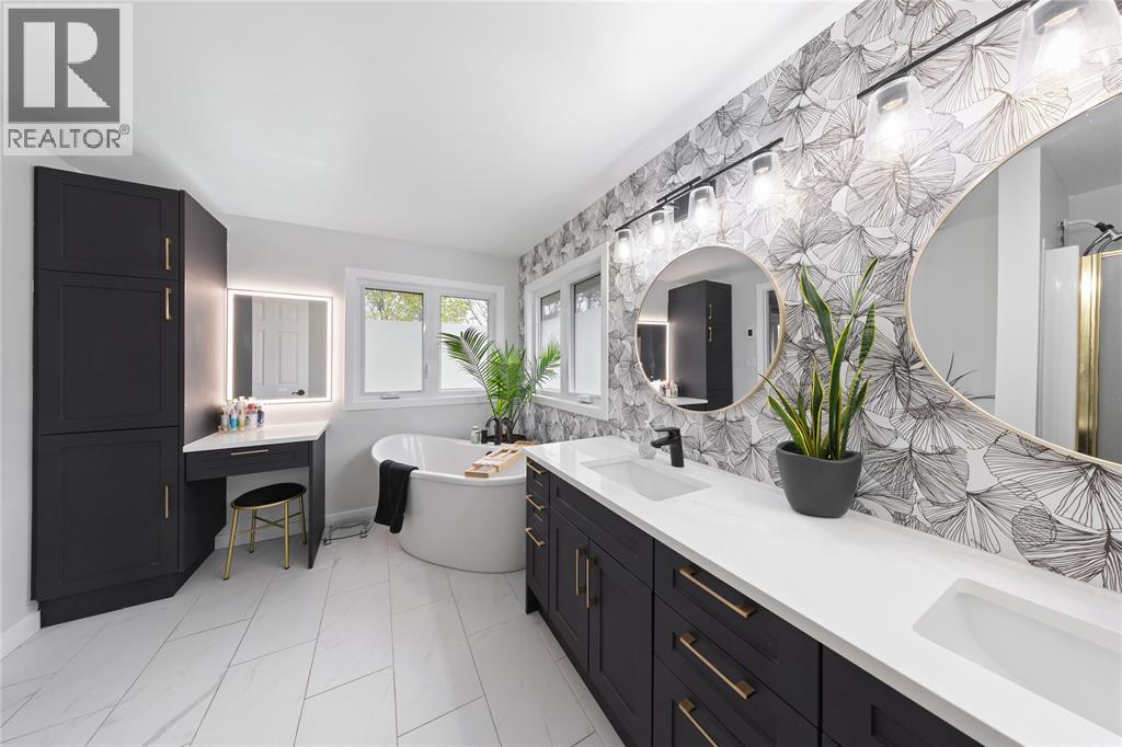 3020 MAIDSTONE CRESCENT - 27