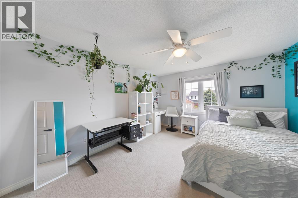 3020 MAIDSTONE CRESCENT - 28