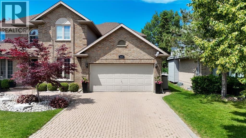 3020 MAIDSTONE CRESCENT - 3