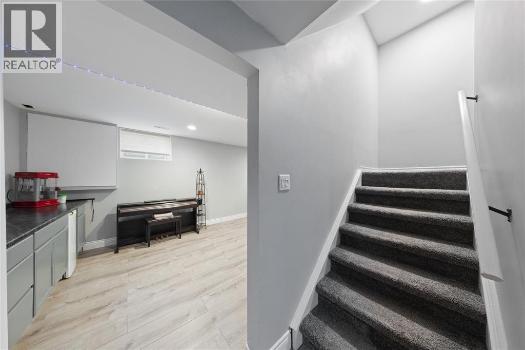 3020 MAIDSTONE CRESCENT - 33