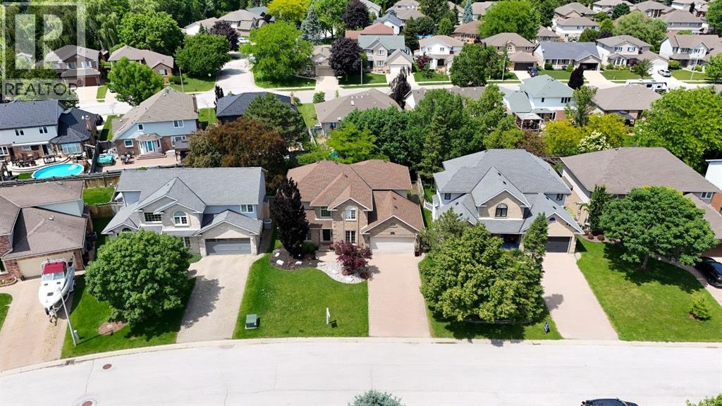 3020 MAIDSTONE CRESCENT - 44