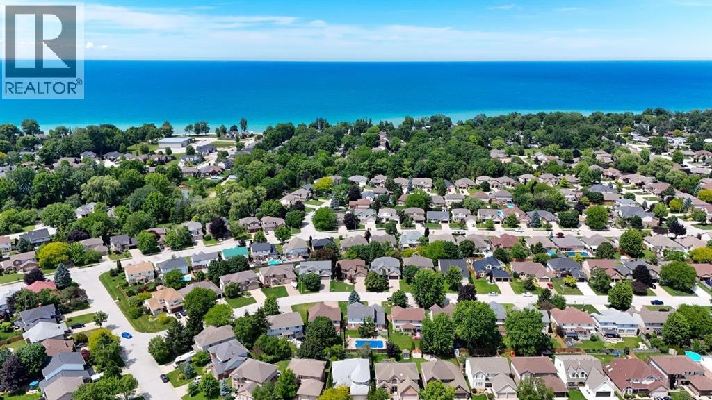 3020 MAIDSTONE CRESCENT - 48