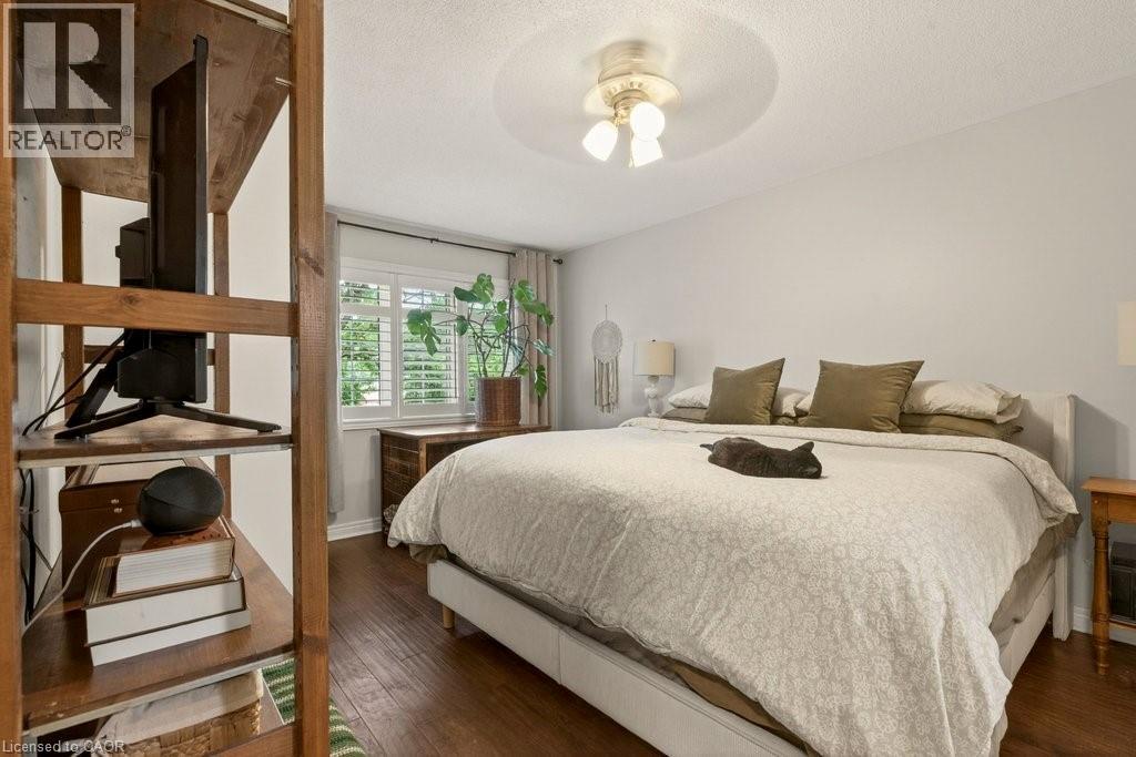 #21 100 BEDDOE Drive - 23