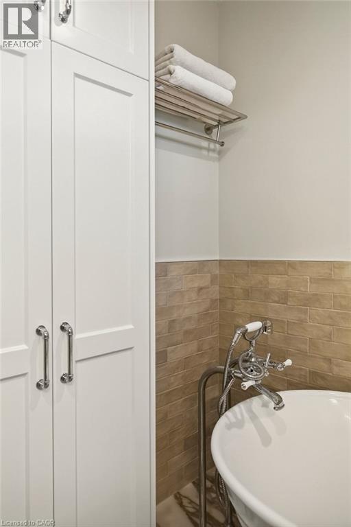 #21 100 BEDDOE Drive - 27