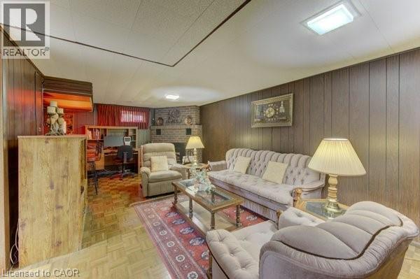 141 HAZELGLEN Drive - 27