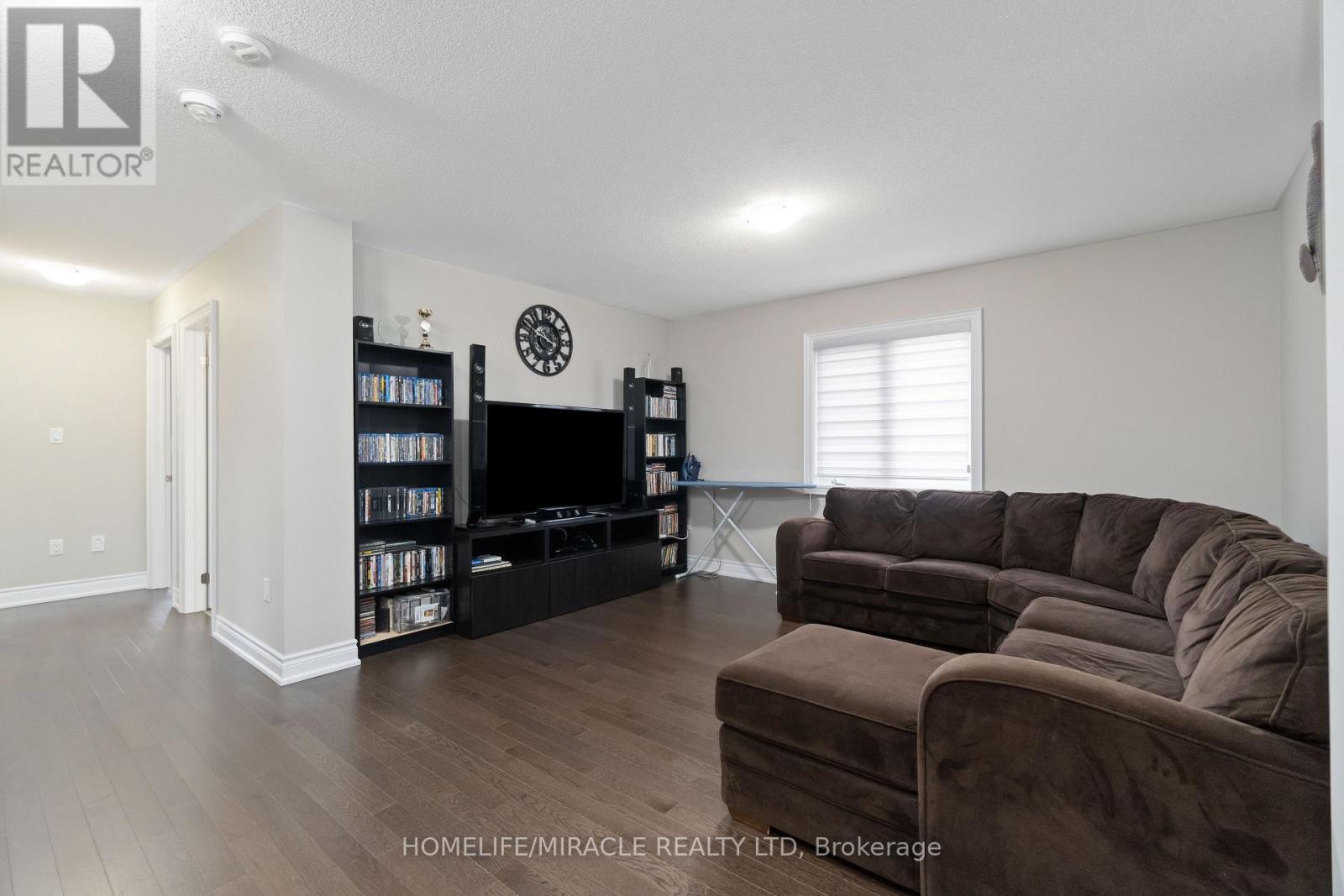 25 PEAR BLOSSOM WAY - 23