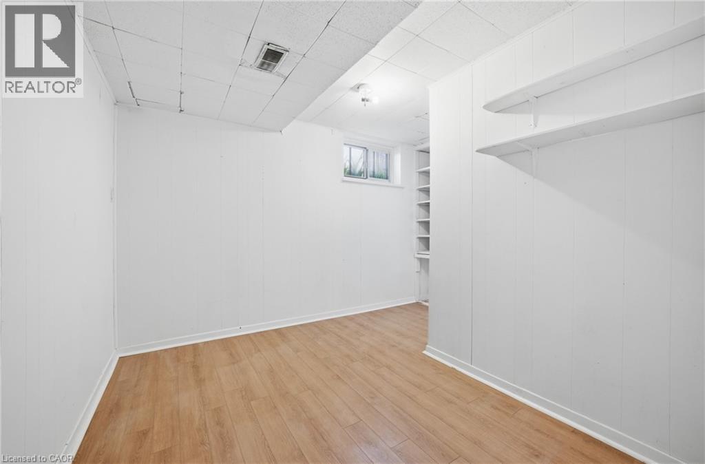 36 WOODELM Drive - 17