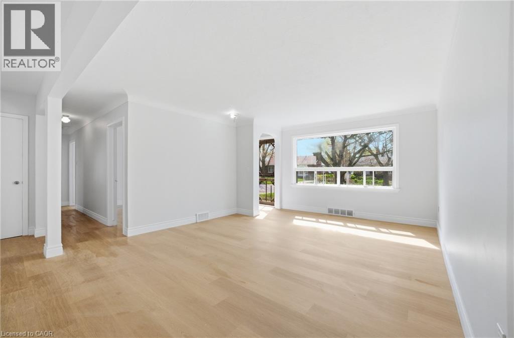 36 WOODELM Drive - 4