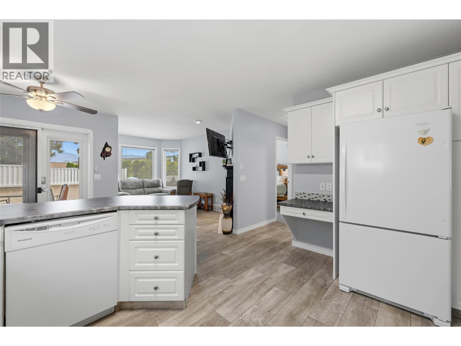 #69 2250 Louie Drive - 15