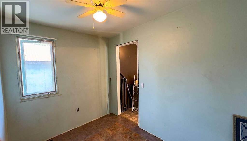 1025 14 Street - 8