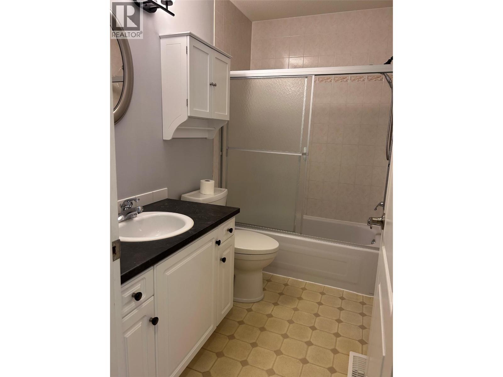#69 2250 Louie Drive - 72