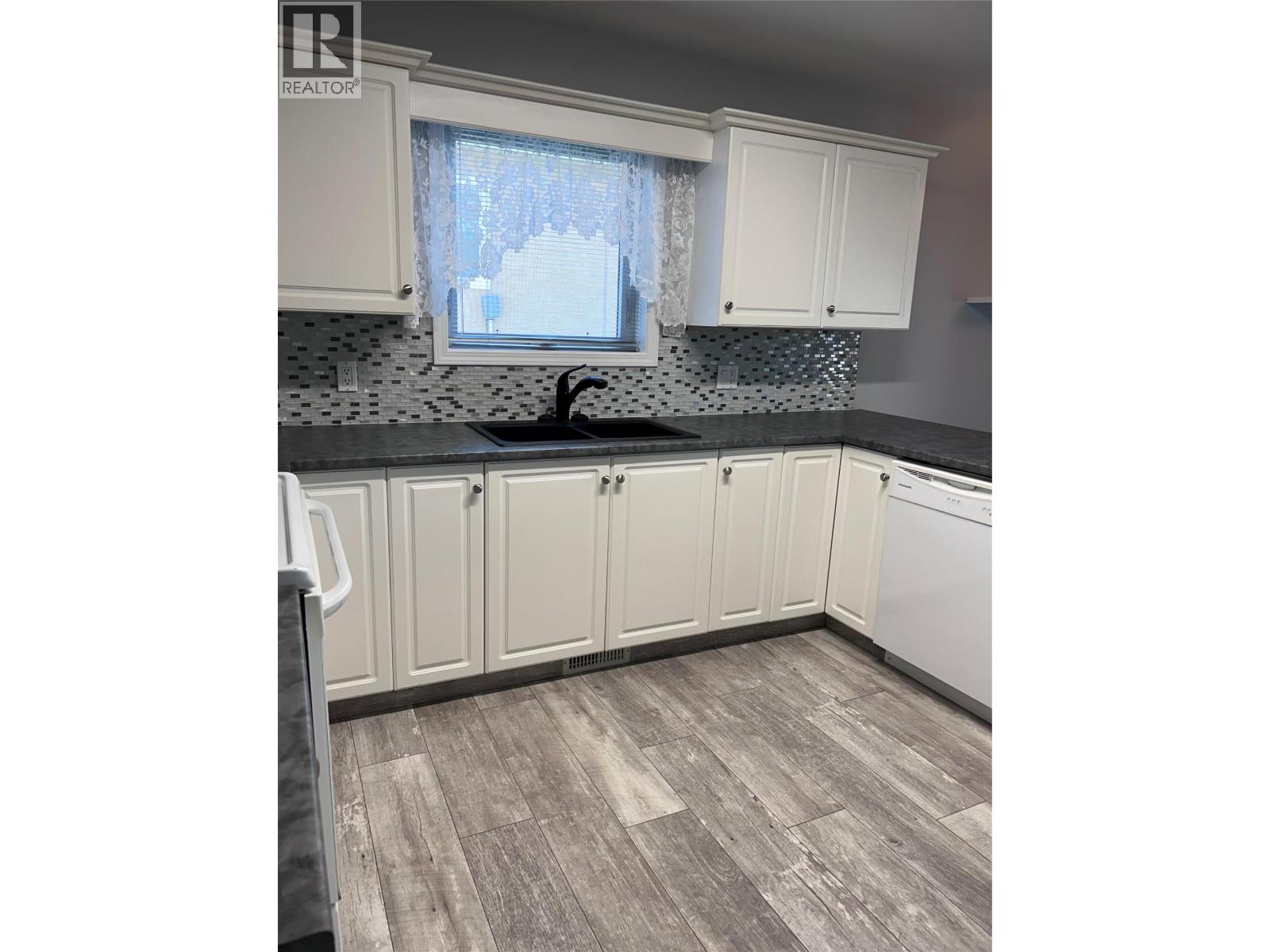 #69 2250 Louie Drive - 62