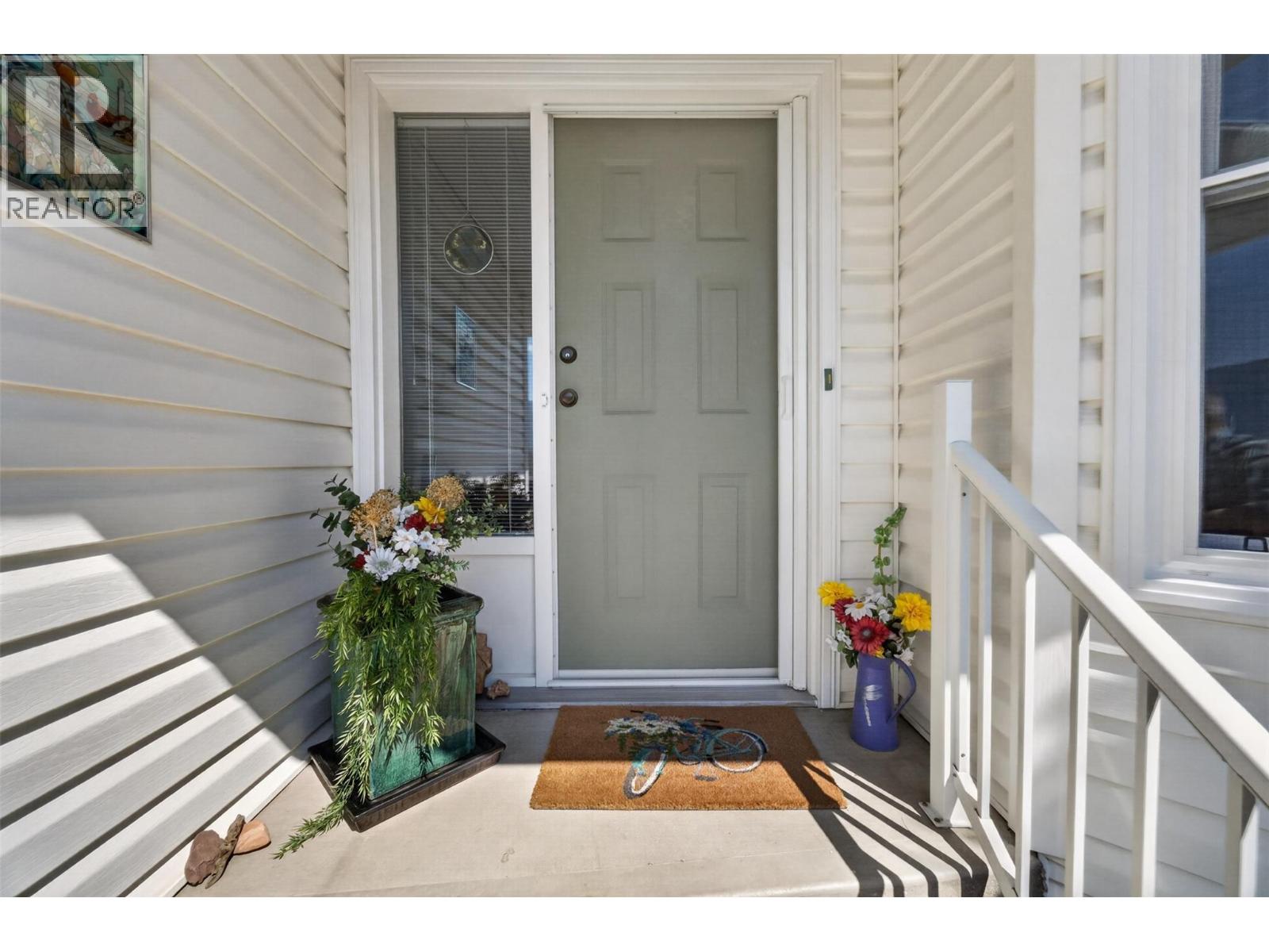 #11 1120 12 Street NE - 50