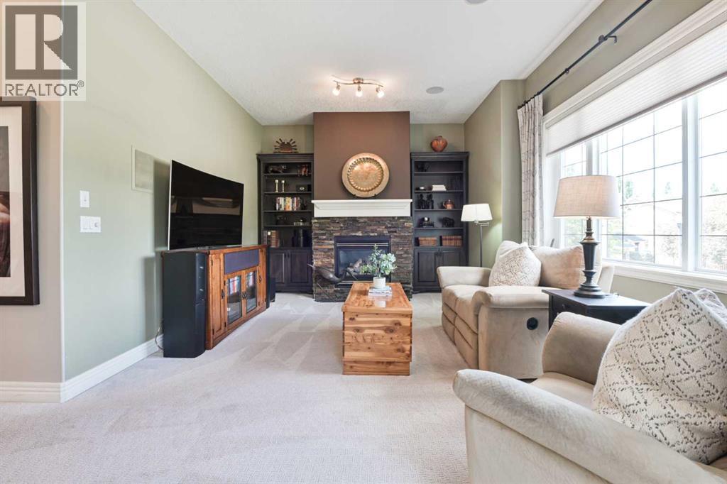 136 Strathlea Place SW - 18