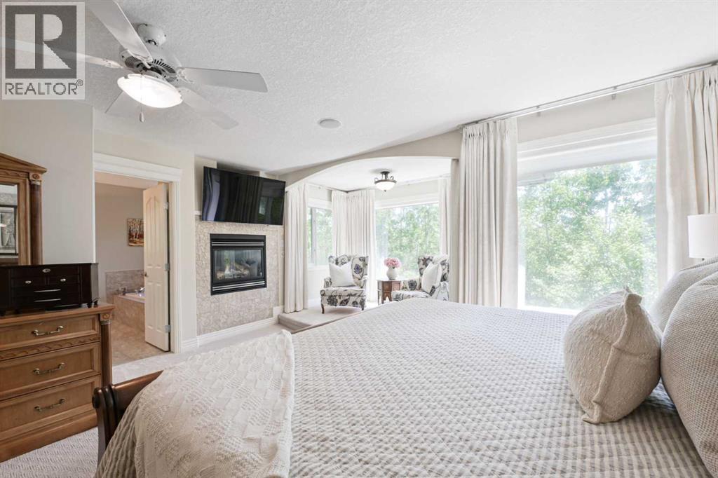 136 Strathlea Place SW - 25