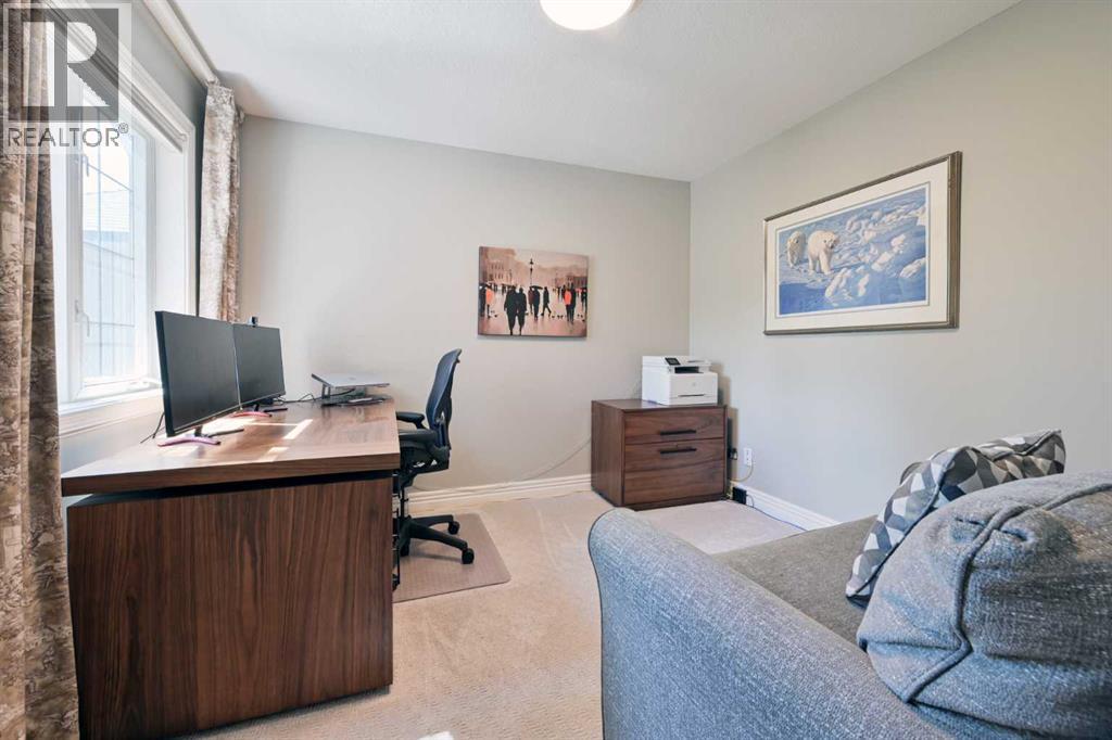 136 Strathlea Place SW - 29