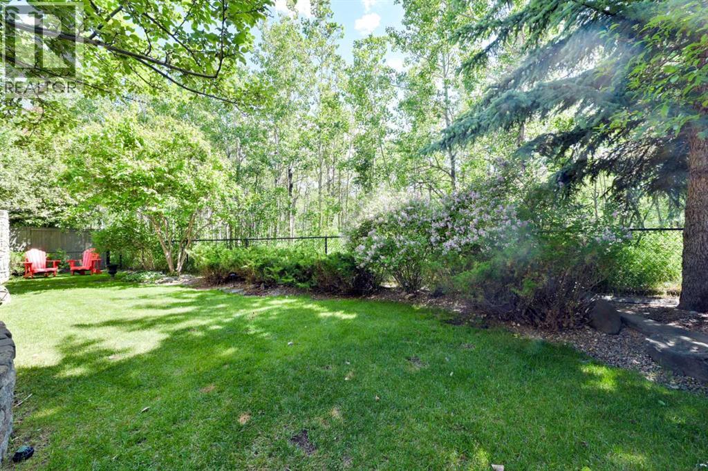 136 Strathlea Place SW - 42