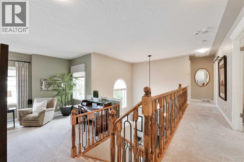 136 Strathlea Place SW - 20