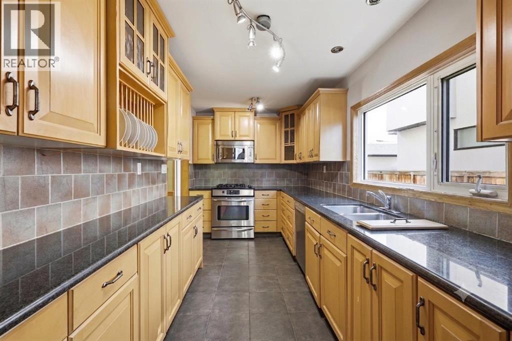 806 Radford Road NE - 4
