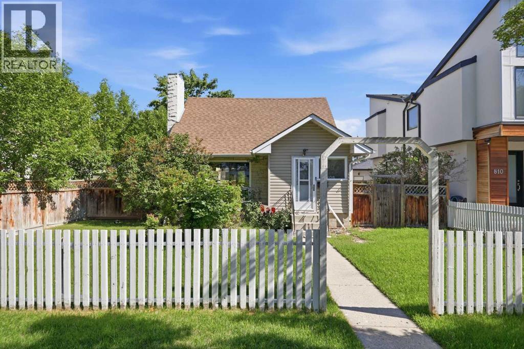 806 Radford Road NE - 1
