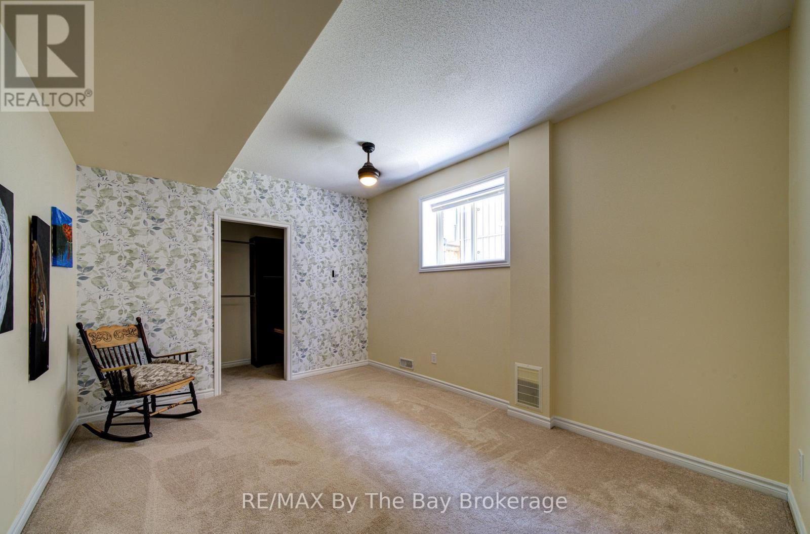 100 ALLEGRA DRIVE - 34
