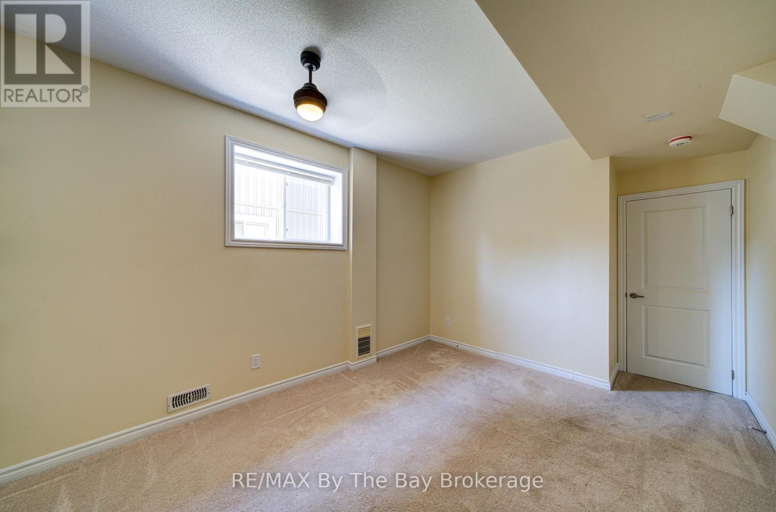 100 ALLEGRA DRIVE - Image 33