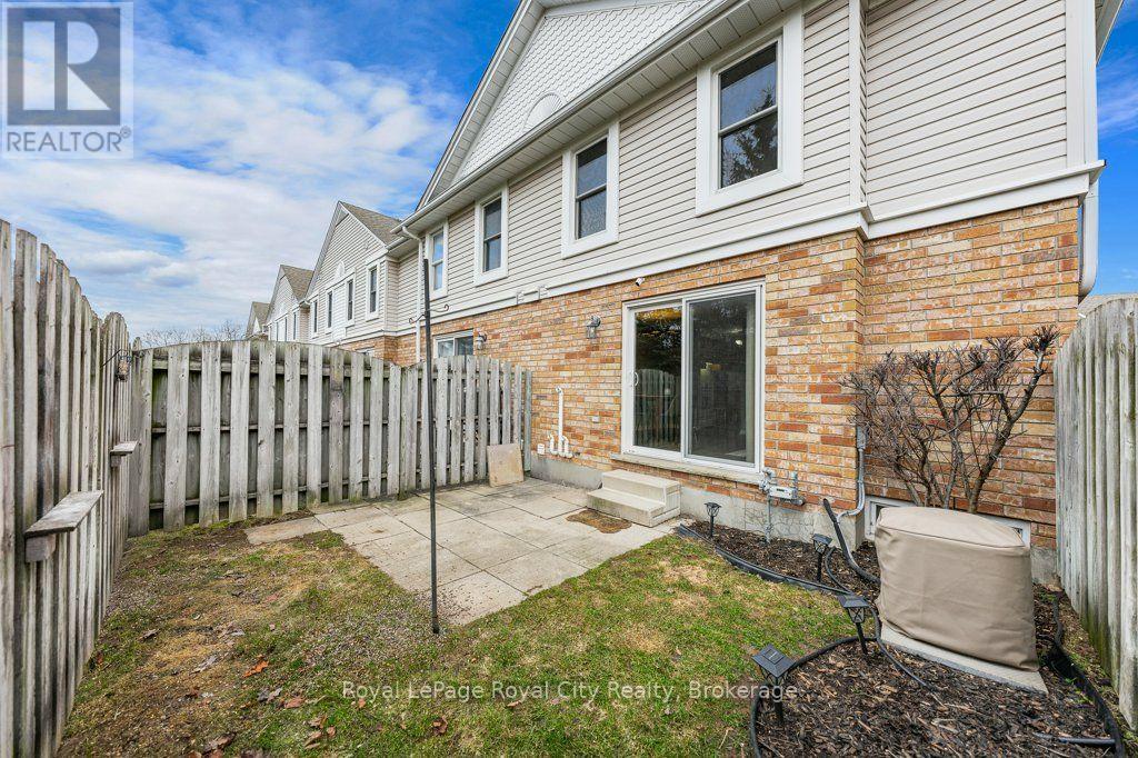 #37 66 RODGERS ROAD - 38