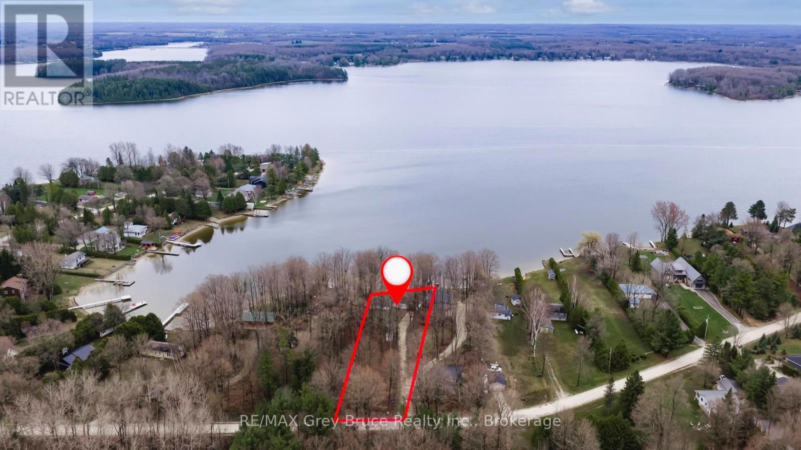 124 STANLEY DRIVE - 2