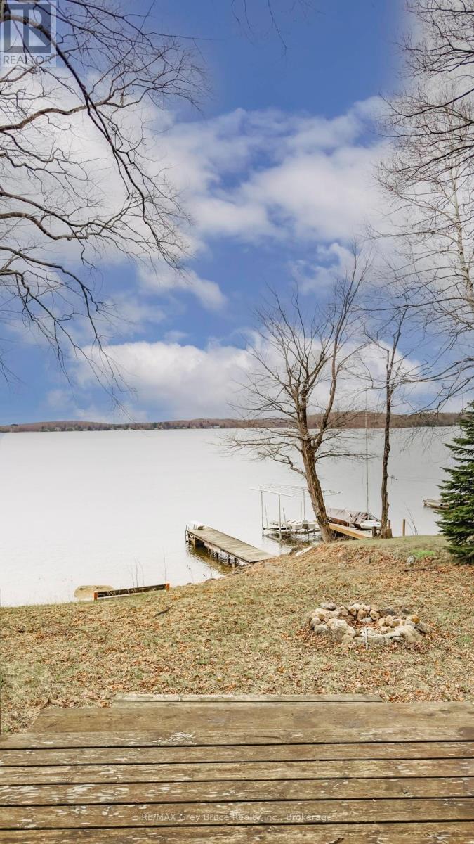 124 STANLEY DRIVE - 34