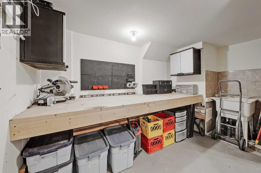 446 Killarney Glen Court SW - 40