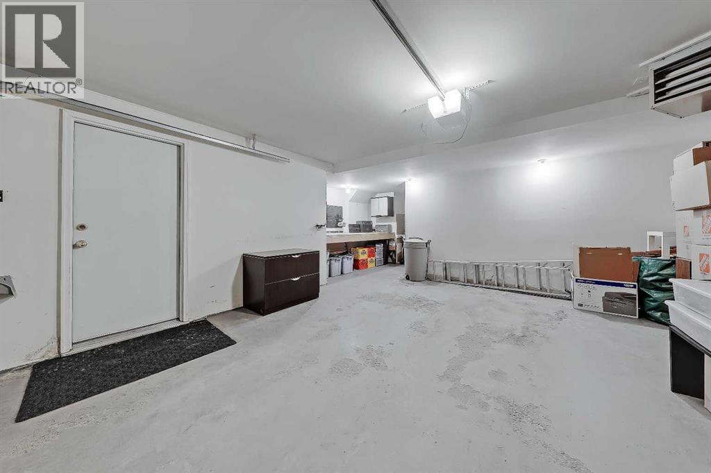 446 Killarney Glen Court SW - 39
