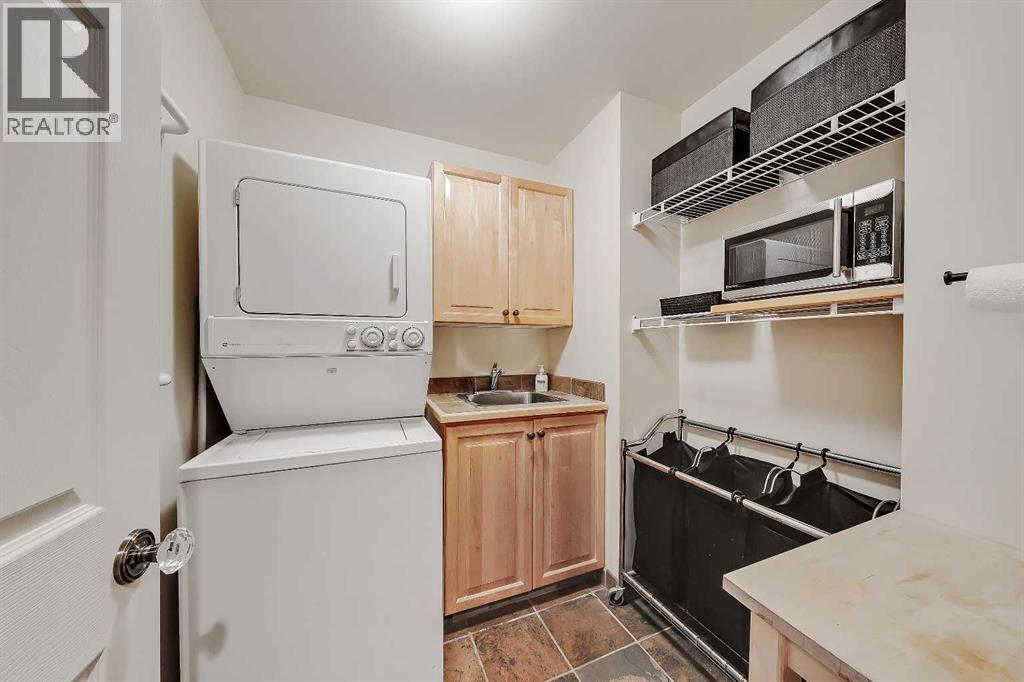 446 Killarney Glen Court SW - 38