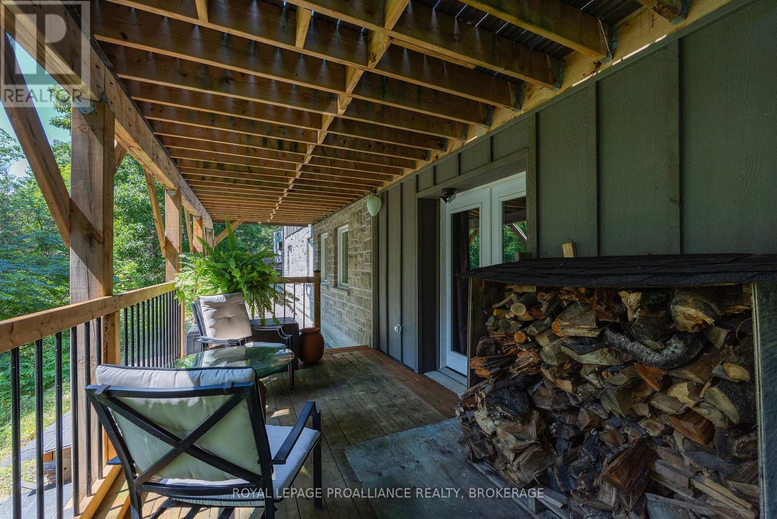 369 OLD RIVER ROAD - 12