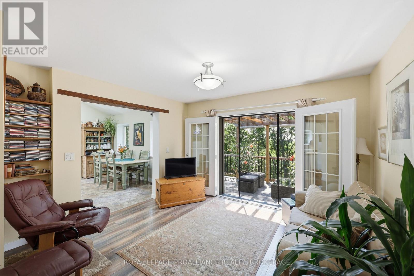 369 OLD RIVER ROAD - 20