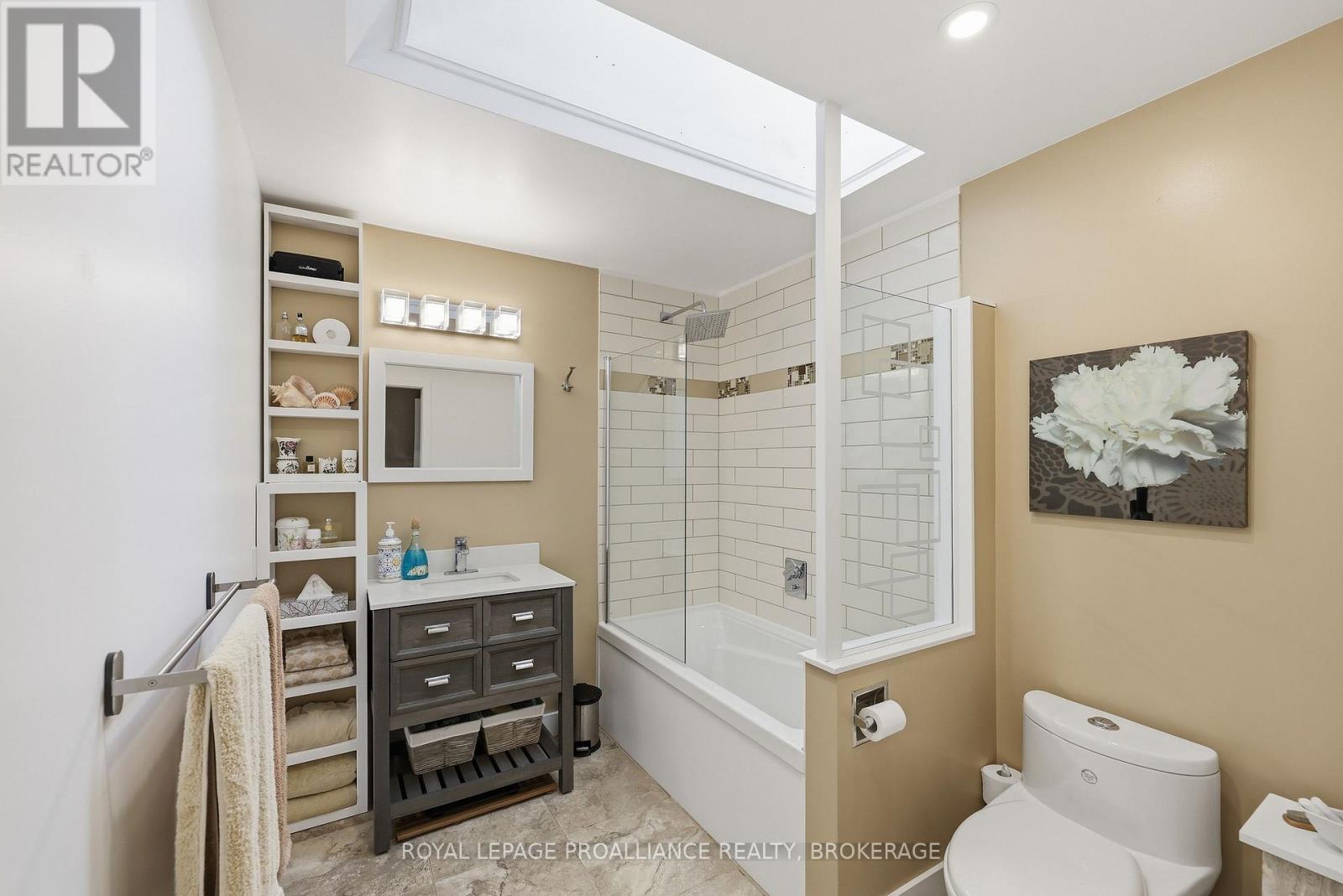 369 OLD RIVER ROAD - 34