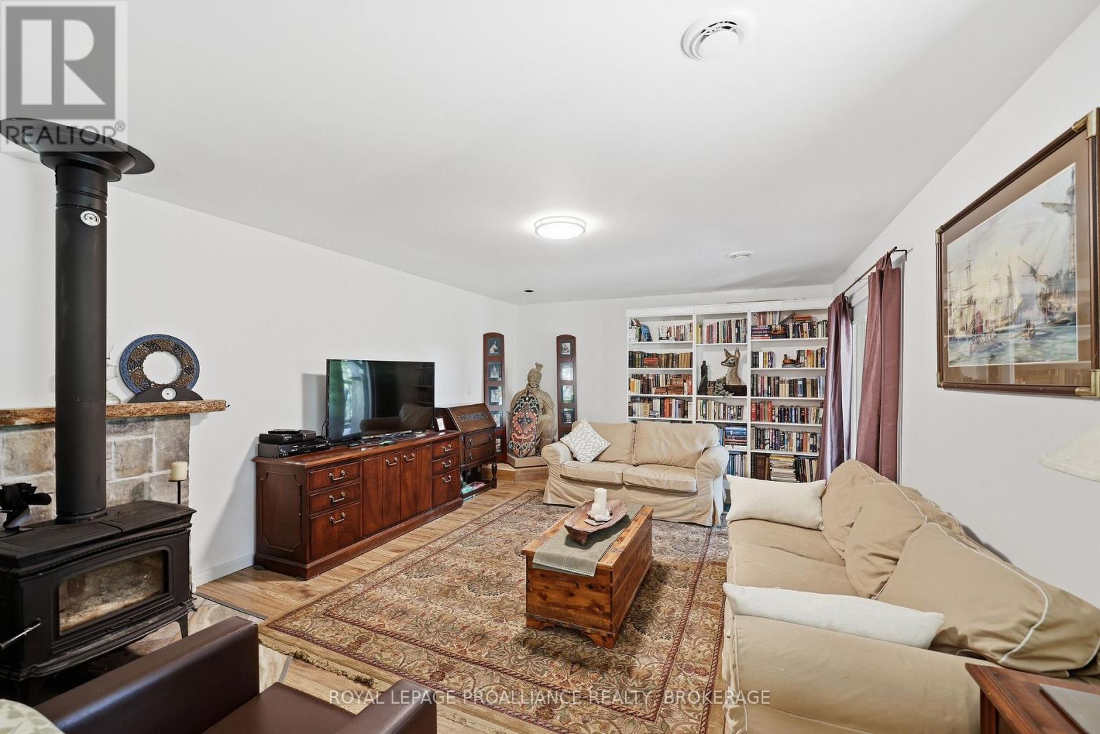 369 OLD RIVER ROAD - 37